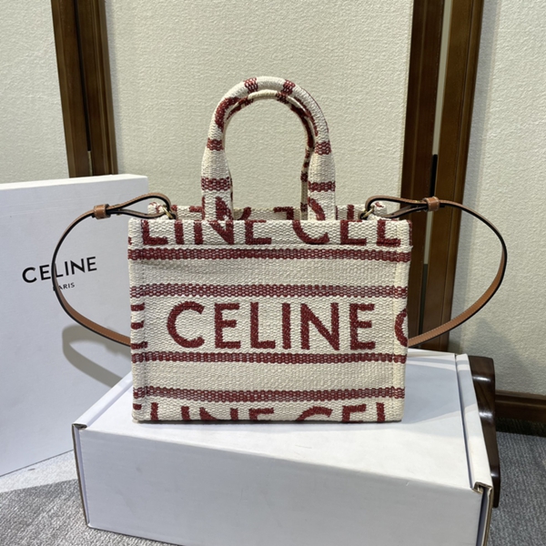 スーパーコピーブランドバッグ正面デザイン
